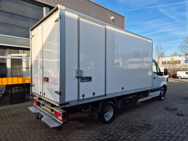 Mercedes-Benz Sprinter 519 CDI/ Koffer/ 3.0 CDI V6/ E6d - Dodávka skřín: obrázek 3 Mercedes-Benz Sprinter 519 CDI/ Koffer/ 3.0 CDI V6/ E6d - Dodávka skřín: obrázek 3