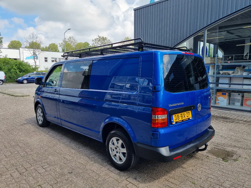 Volkswagen Transporter 2.5 TDI 96 KW L2 DC / DOKA / MIXTO - Malá dodávka, Dodávka s dvojitou kabinou: obrázek 5 Volkswagen Transporter 2.5 TDI 96 KW L2 DC / DOKA / MIXTO - Malá dodávka, Dodávka s dvojitou kabinou: obrázek 5