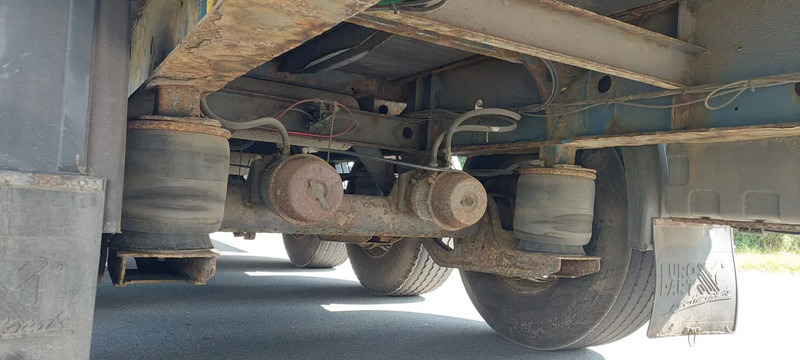 Plachtový návěs Krone 3 AXLE DRUM BRAKE CURTAIN TRAILER SDP 27: obrázek 10