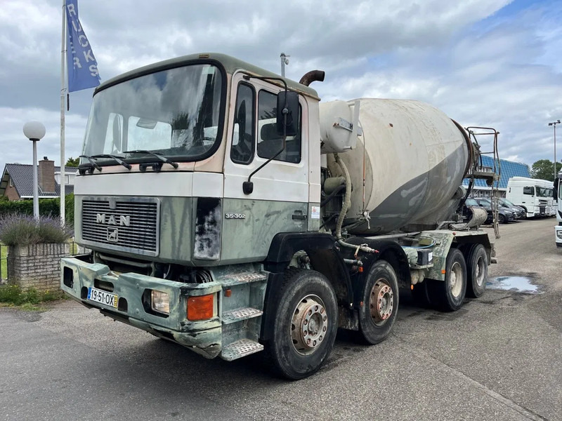 MAN 35.302 8x4 FULL STEEL SPRING MANUAL ZF GEARBOX !!! 6 CILINDER !!! - Autodomíchávač: obrázek 1 MAN 35.302 8x4 FULL STEEL SPRING MANUAL ZF GEARBOX !!! 6 CILINDER !!! - Autodomíchávač: obrázek 1