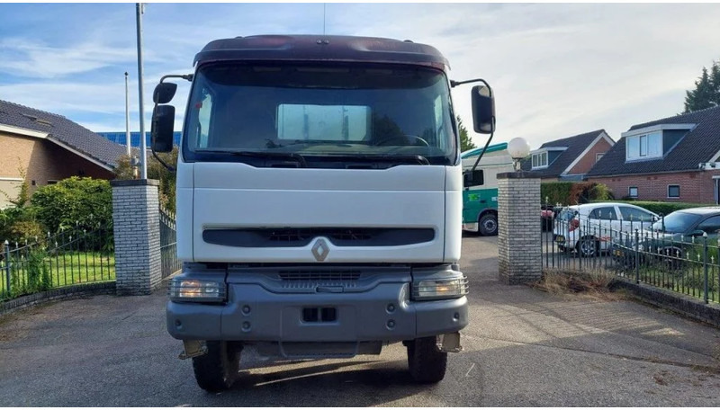 Renault Kerax 370 8x4 Mixer Steel - Autodomíchávač: obrázek 5 Renault Kerax 370 8x4 Mixer Steel - Autodomíchávač: obrázek 5