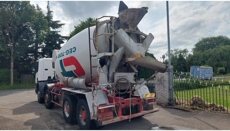 Scania P114-340 8x4 Mixer Full Steel Spring - Autodomíchávač: obrázek 4 Scania P114-340 8x4 Mixer Full Steel Spring - Autodomíchávač: obrázek 4