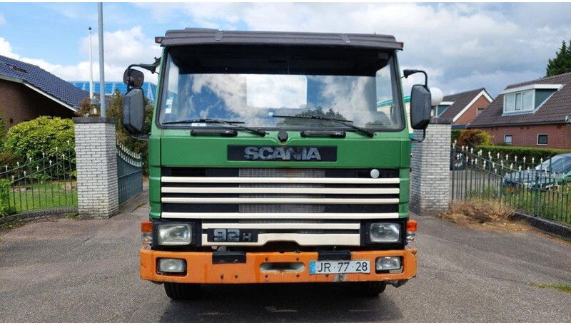 Scania P92 6x2 FULL STEEL MANUAL GEARBOX - Podvozek s kabinou: obrázek 5 Scania P92 6x2 FULL STEEL MANUAL GEARBOX - Podvozek s kabinou: obrázek 5