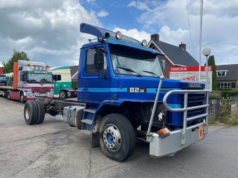 Scania T82 T 82 4x2 CHASSIS FULL STEEL SUSPENSION - Podvozek s kabinou: obrázek 3 Scania T82 T 82 4x2 CHASSIS FULL STEEL SUSPENSION - Podvozek s kabinou: obrázek 3