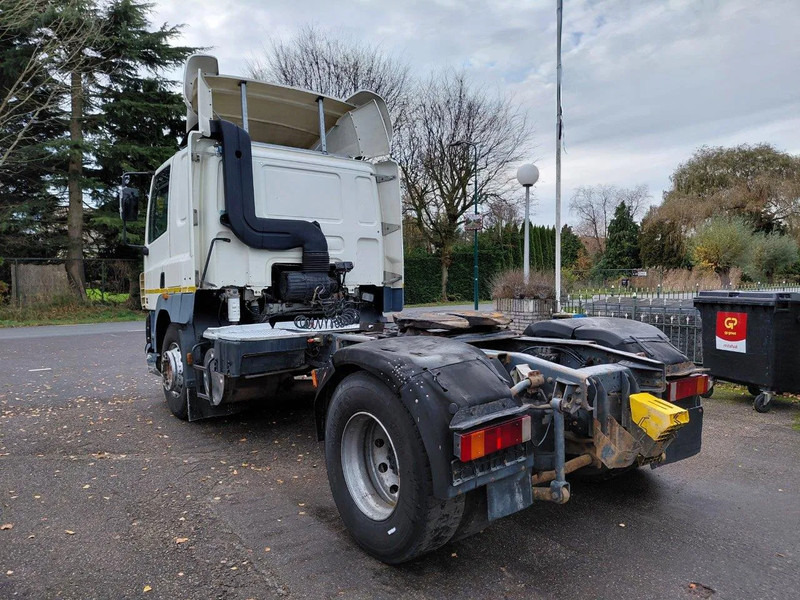 DAF CF 85.430 MANUAL ZF GEARBOX 4x2 Truckhead !! EURO 3 Engine !! - Tahač: obrázek 4 DAF CF 85.430 MANUAL ZF GEARBOX 4x2 Truckhead !! EURO 3 Engine !! - Tahač: obrázek 4