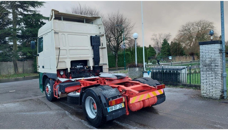 DAF XF 95.430 4x2 EURO 2 Manual Gearbox - Tahač: obrázek 4 DAF XF 95.430 4x2 EURO 2 Manual Gearbox - Tahač: obrázek 4