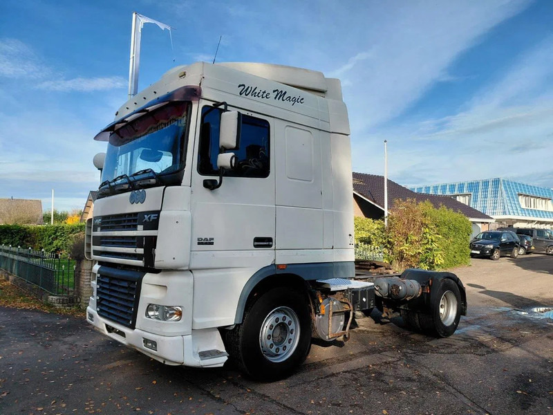 DAF XF 95.430 4x2 MANUAL ZF GEARBOX !! EURO 3 Engine !! - Tahač: obrázek 1 DAF XF 95.430 4x2 MANUAL ZF GEARBOX !! EURO 3 Engine !! - Tahač: obrázek 1