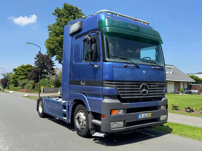 Mercedes-Benz Actros 1848 V8 EPS 3 PEDAL WITH RETARDER AND AIRCO - Tahač: obrázek 2 Mercedes-Benz Actros 1848 V8 EPS 3 PEDAL WITH RETARDER AND AIRCO - Tahač: obrázek 2