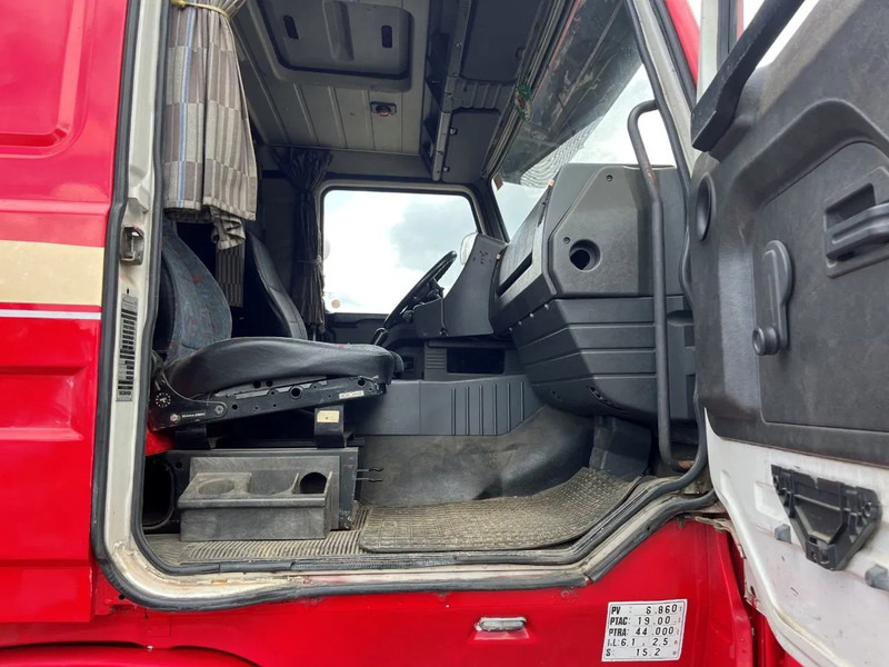 Scania R113-360 FULL STEEL SUSPENSION MECHANIC FUEL PUMP - Tahač: obrázek 5 Scania R113-360 FULL STEEL SUSPENSION MECHANIC FUEL PUMP - Tahač: obrázek 5