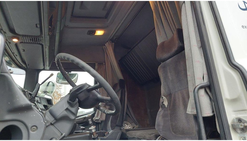 Tahač Scania R124-400 4x2 Retarder: obrázek 7 Tahač Scania R124-400 4x2 Retarder: obrázek 7