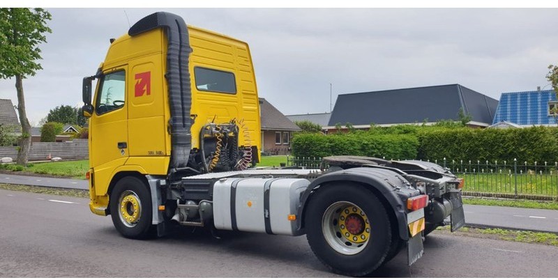 Volvo FH12-420 FH 420 MANUAL BELGIUM TRUCK - Tahač: obrázek 3 Volvo FH12-420 FH 420 MANUAL BELGIUM TRUCK - Tahač: obrázek 3