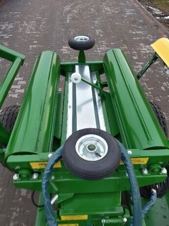 Awid Czyżew Self loading bale wrapper/ Owijarka samozaładowcza - Ovíječka: obrázek 1 Awid Czyżew Self loading bale wrapper/ Owijarka samozaładowcza - Ovíječka: obrázek 1