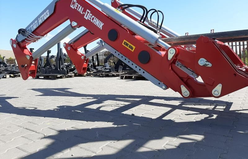 Metal-Technik Frontlader für DEUTZ-FAHR DX 6.11, DX 6.17, DX 6.30 / Ładowacz c - Čelní nakladač pro traktor: obrázek 3 Metal-Technik Frontlader für DEUTZ-FAHR DX 6.11, DX 6.17, DX 6.30 / Ładowacz c - Čelní nakladač pro traktor: obrázek 3