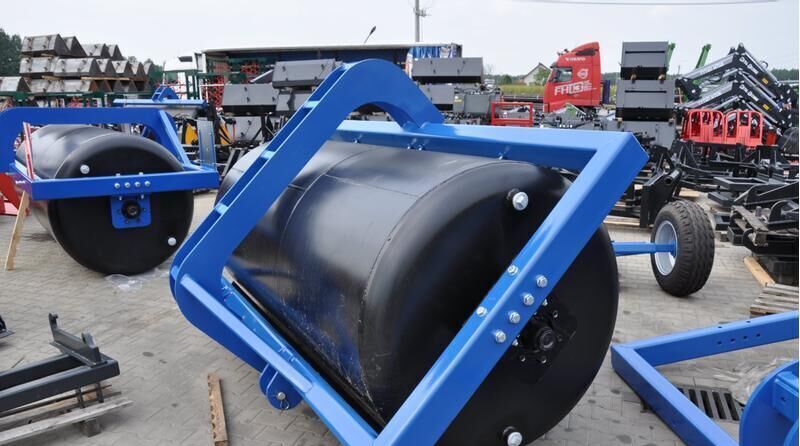 Metal-Technik Wał 2.7 m łąkowo-polowy - Zemědělský válec: obrázek 5 Metal-Technik Wał 2.7 m łąkowo-polowy - Zemědělský válec: obrázek 5
