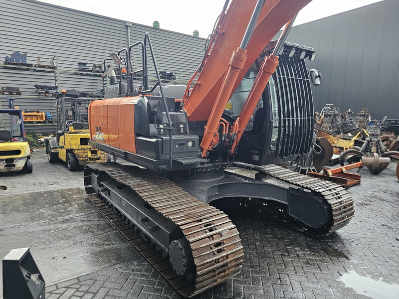 Hitachi zx210-6 labounty msd2000R scrap shear labounty hitachi - Demoliční bagr: obrázek 5 Hitachi zx210-6 labounty msd2000R scrap shear labounty hitachi - Demoliční bagr: obrázek 5