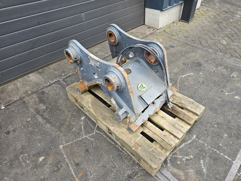 Hydraulische snelwissel cw45s cw45s coupler verachtert eurosteel - Rychloupínací pro Stavební technika: obrázek 2 Hydraulische snelwissel cw45s cw45s coupler verachtert eurosteel - Rychloupínací pro Stavební technika: obrázek 2