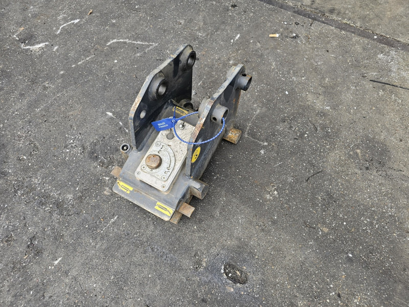 Snelwissel cw05 minigraver coupler cw05 - Rychloupínací pro Stavební technika: obrázek 3 Snelwissel cw05 minigraver coupler cw05 - Rychloupínací pro Stavební technika: obrázek 3