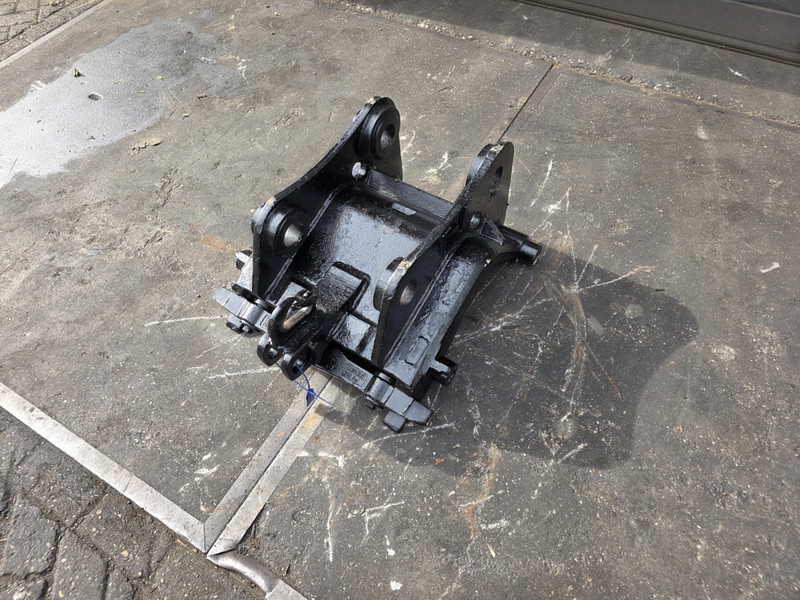 Snelwissel cw30 cw 40 verachtert coupler verachtert cw30 cw 40 - Rychloupínací pro Stavební technika: obrázek 1 Snelwissel cw30 cw 40 verachtert coupler verachtert cw30 cw 40 - Rychloupínací pro Stavební technika: obrázek 1