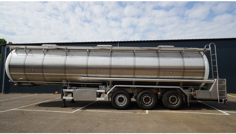 Burg 3 AXLE FOOD TRAILER 38.200LTR - Cisternový návěs: obrázek 1 Burg 3 AXLE FOOD TRAILER 38.200LTR - Cisternový návěs: obrázek 1