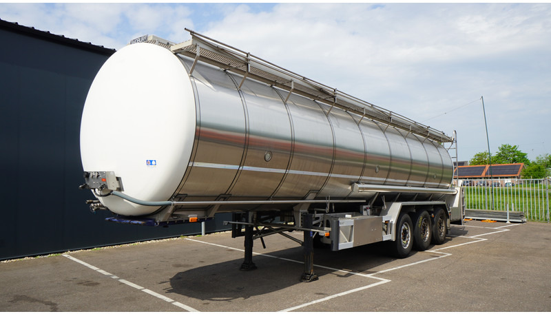 Burg 3 AXLE FOOD TRAILER 38.200LTR - Cisternový návěs: obrázek 2 Burg 3 AXLE FOOD TRAILER 38.200LTR - Cisternový návěs: obrázek 2