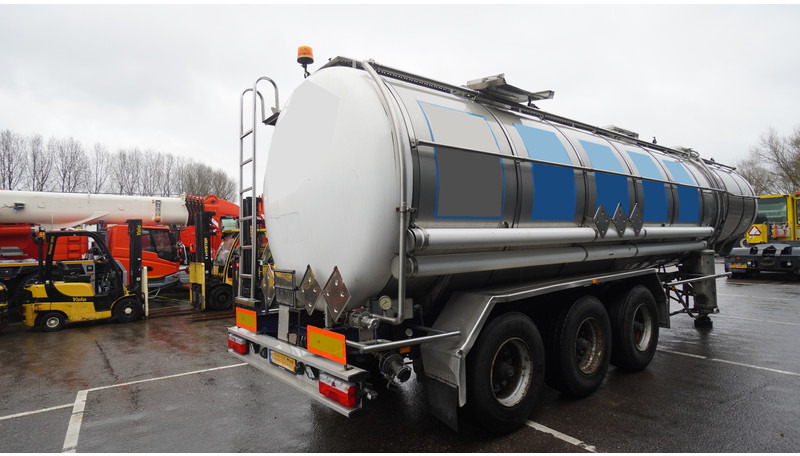 Burg 3 AXLE WATER TANK 32.000LTR - Cisternový návěs: obrázek 5 Burg 3 AXLE WATER TANK 32.000LTR - Cisternový návěs: obrázek 5