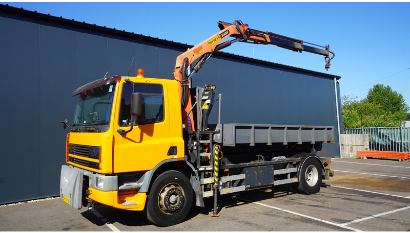 DAF CF 65.210 HOOKARM SYSTEM WITH PALFINGER PK 9501 CRANE - Auto s hydraulickou rukou: obrázek 2 DAF CF 65.210 HOOKARM SYSTEM WITH PALFINGER PK 9501 CRANE - Auto s hydraulickou rukou: obrázek 2