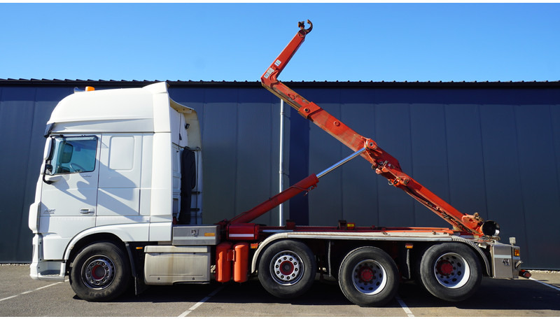 DAF XF460 8X2 HOOKARM SYSTEM TRUCK - Hákový nosič kontejnerů: obrázek 1 DAF XF460 8X2 HOOKARM SYSTEM TRUCK - Hákový nosič kontejnerů: obrázek 1