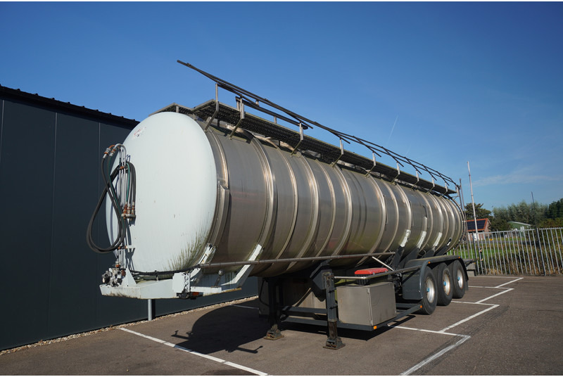 Dijkstra 3 AXLE CHEMIE TANK TRAILER 42 m3 - Cisternový návěs: obrázek 2 Dijkstra 3 AXLE CHEMIE TANK TRAILER 42 m3 - Cisternový návěs: obrázek 2