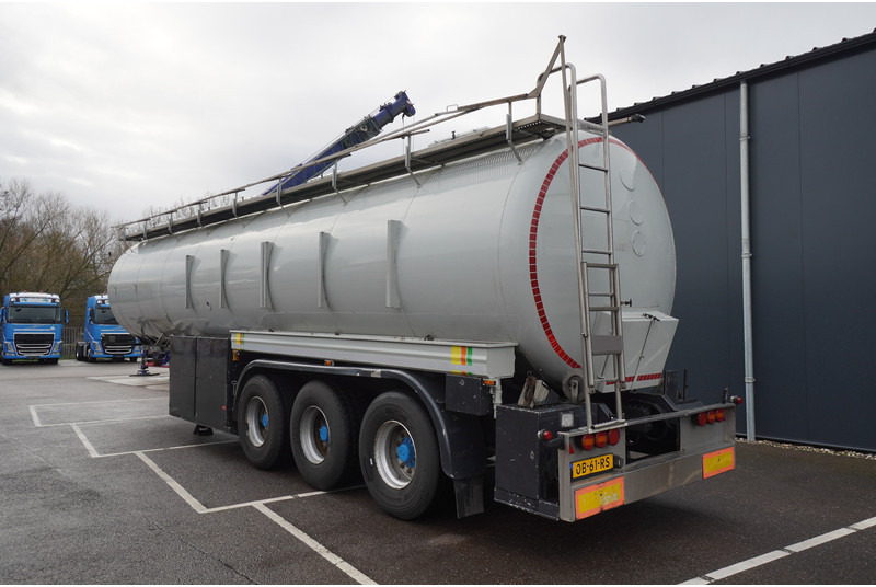 Dijkstra 3 AXLE TANK TRAILER 36 M3 - Cisternový návěs: obrázek 5 Dijkstra 3 AXLE TANK TRAILER 36 M3 - Cisternový návěs: obrázek 5