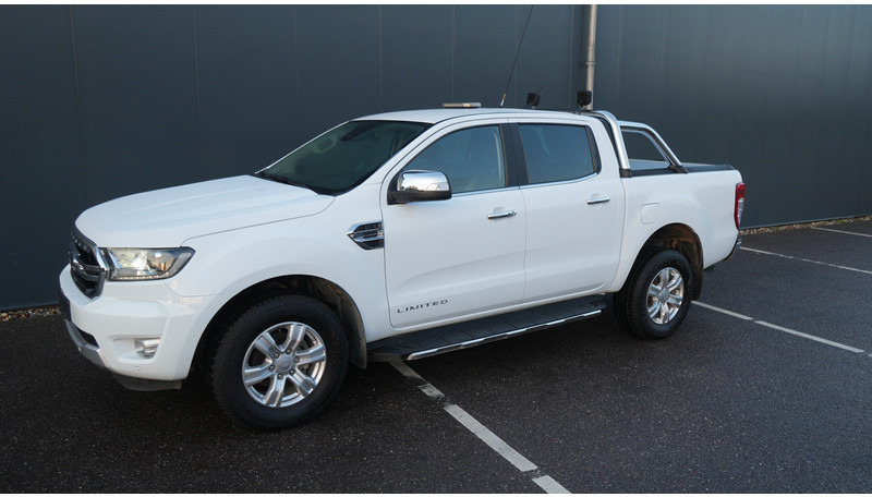 Ford Ranger LIMITED 2.0TDCi 4X4 9.000KM - Pick-up: obrázek 3 Ford Ranger LIMITED 2.0TDCi 4X4 9.000KM - Pick-up: obrázek 3