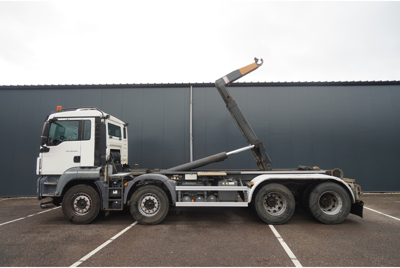 MAN TGS 35.400 8x4 HOOKARM SYSTEM MANUAL GEARBOX - Hákový nosič kontejnerů: obrázek 1 MAN TGS 35.400 8x4 HOOKARM SYSTEM MANUAL GEARBOX - Hákový nosič kontejnerů: obrázek 1