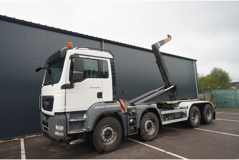 MAN TGS 35.400 8x4 HOOKARM SYSTEM MANUAL GEARBOX - Hákový nosič kontejnerů: obrázek 2 MAN TGS 35.400 8x4 HOOKARM SYSTEM MANUAL GEARBOX - Hákový nosič kontejnerů: obrázek 2
