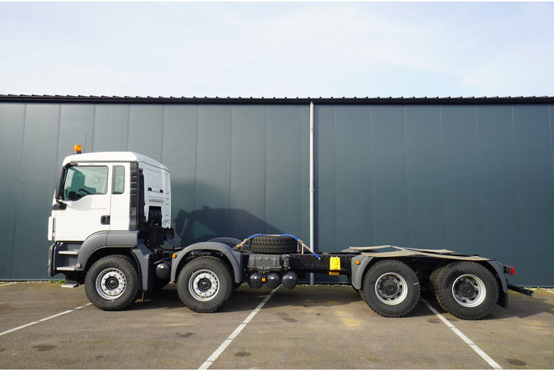 MAN TGS41.400 8X4 BB-WW NEW UNUSED CHASSIS EURO3 - Podvozek s kabinou: obrázek 1 MAN TGS41.400 8X4 BB-WW NEW UNUSED CHASSIS EURO3 - Podvozek s kabinou: obrázek 1