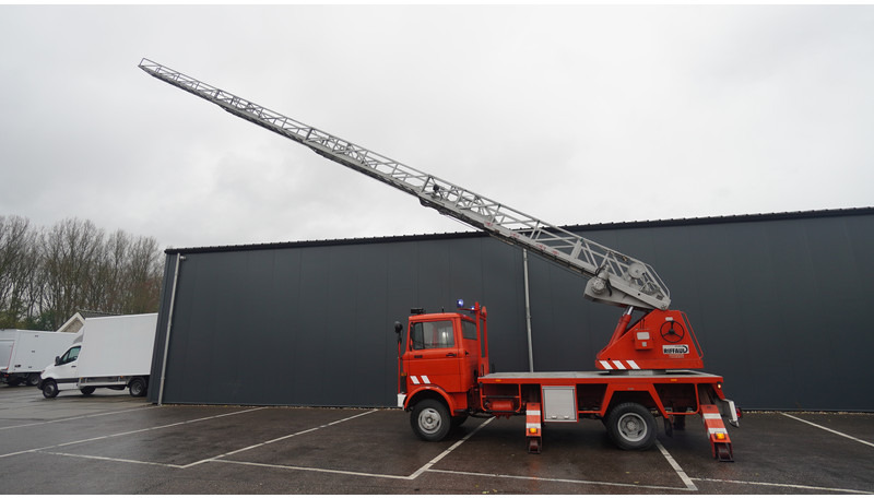 Mercedes-Benz 809 FIRE LADDER TRUCK 13.100KM MANUAL GEARBOX - Hasičský vůz: obrázek 1 Mercedes-Benz 809 FIRE LADDER TRUCK 13.100KM MANUAL GEARBOX - Hasičský vůz: obrázek 1