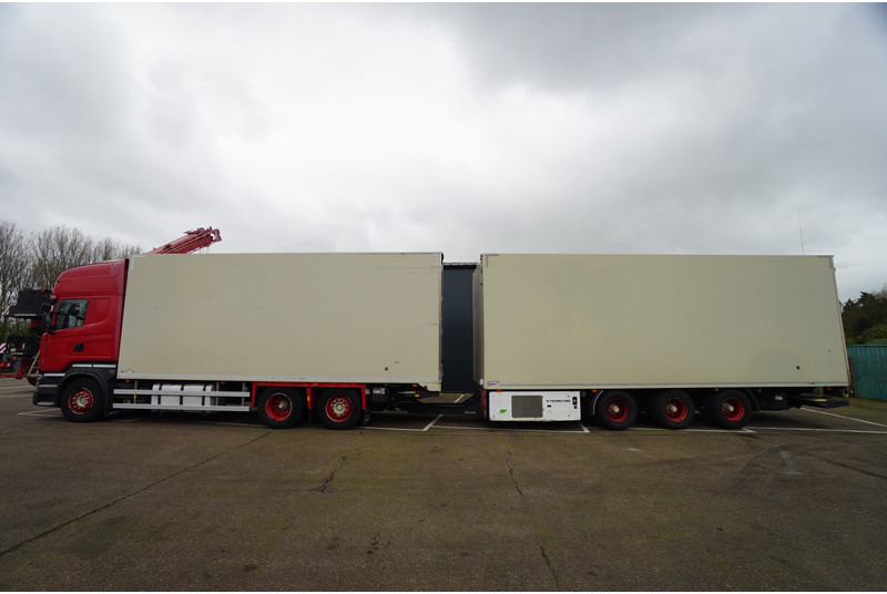 Scania R 580 V8 6X2 FRIGO RETARDER IN COMBI WITH BURG TRAILER - Chladírenský nákladní automobil: obrázek 1 Scania R 580 V8 6X2 FRIGO RETARDER IN COMBI WITH BURG TRAILER - Chladírenský nákladní automobil: obrázek 1