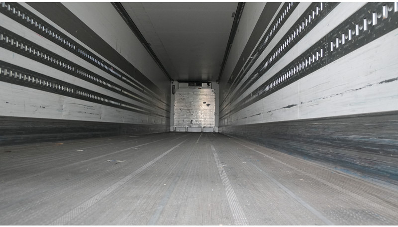 Schmitz Cargobull 3 AXLE FRIGO TRAILER - Chladírenský návěs: obrázek 4 Schmitz Cargobull 3 AXLE FRIGO TRAILER - Chladírenský návěs: obrázek 4