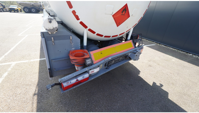 Schrader 3 AXLE ADR CHEMIE TANK TRAILER 40.000LTR - Cisternový návěs: obrázek 5 Schrader 3 AXLE ADR CHEMIE TANK TRAILER 40.000LTR - Cisternový návěs: obrázek 5