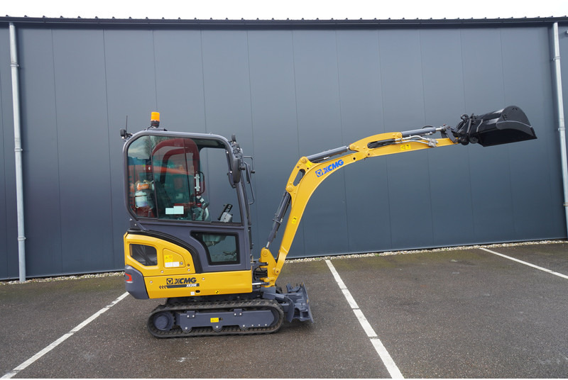 XCMG XE20E MINI CRAWLER DIGGER WITH BUCKETS - Stavební technika: obrázek 2 XCMG XE20E MINI CRAWLER DIGGER WITH BUCKETS - Stavební technika: obrázek 2