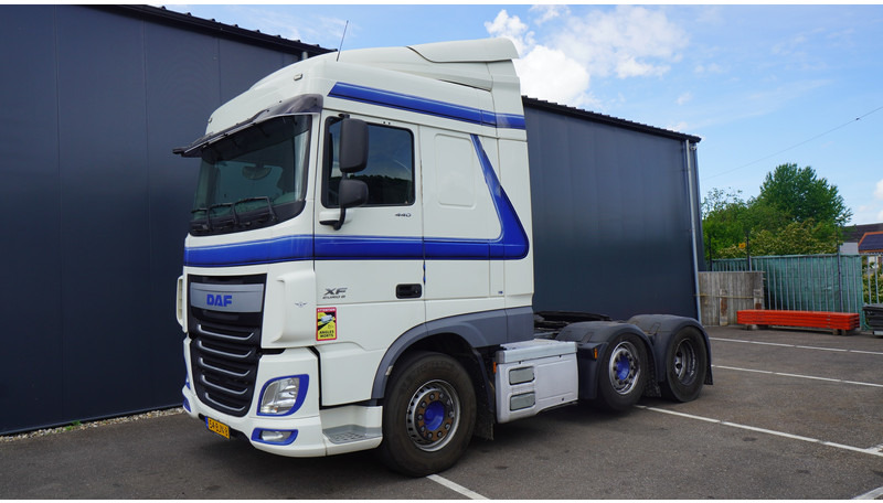 DAF XF 440 6X2 SPACECAB 718.000KM - Tahač: obrázek 3 DAF XF 440 6X2 SPACECAB 718.000KM - Tahač: obrázek 3