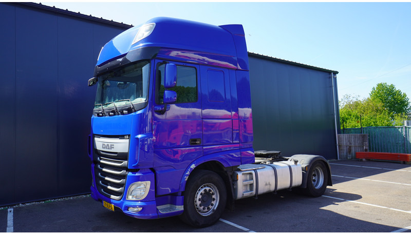 DAF XF 460 EURO 6 SSC 885.000km - Tahač: obrázek 3 DAF XF 460 EURO 6 SSC 885.000km - Tahač: obrázek 3