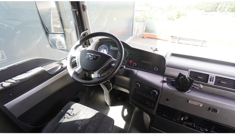 MAN TGX 18.400 EURO 5 802.000KM - Tahač: obrázek 5 MAN TGX 18.400 EURO 5 802.000KM - Tahač: obrázek 5