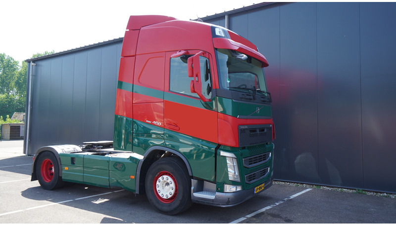 Volvo FH 460 EURO 6 GLOBETROTTER - Tahač: obrázek 4 Volvo FH 460 EURO 6 GLOBETROTTER - Tahač: obrázek 4