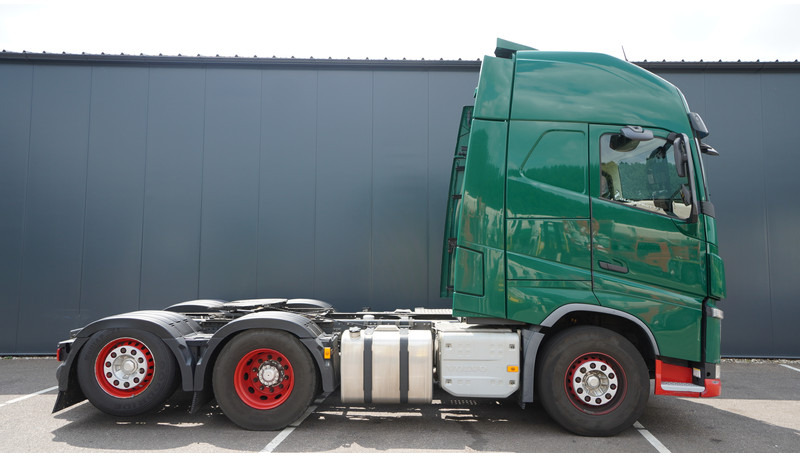 Volvo FH 500 6X2 EURO 6 GLOBETROTTER - Tahač: obrázek 2 Volvo FH 500 6X2 EURO 6 GLOBETROTTER - Tahač: obrázek 2
