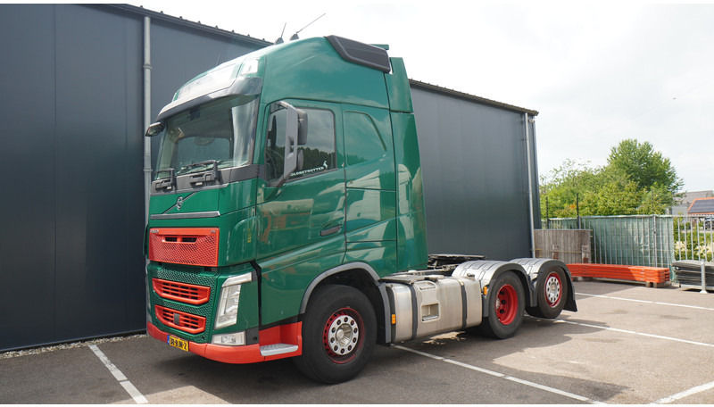 Volvo FH 500 6X2 EURO 6 GLOBETROTTER - Tahač: obrázek 3 Volvo FH 500 6X2 EURO 6 GLOBETROTTER - Tahač: obrázek 3