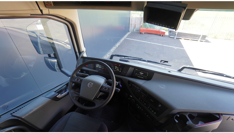 Volvo FH420 6X2 ADR EURO 6 - Tahač: obrázek 5 Volvo FH420 6X2 ADR EURO 6 - Tahač: obrázek 5