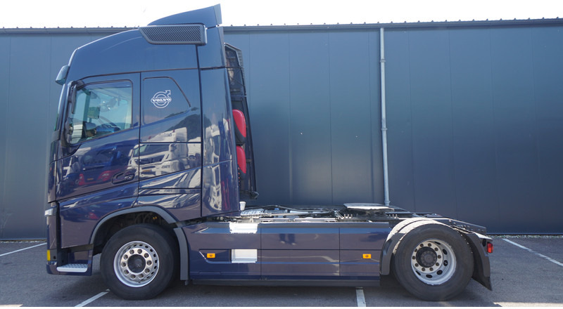 Volvo FH460 EURO 6 GLOBETROTTER 833.000KM - Tahač: obrázek 1 Volvo FH460 EURO 6 GLOBETROTTER 833.000KM - Tahač: obrázek 1