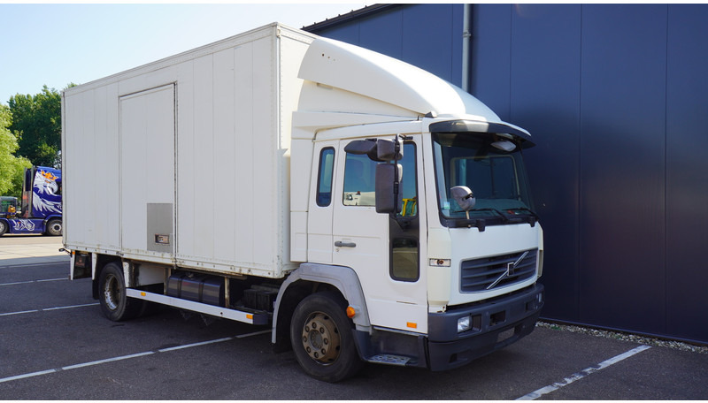Volvo FL 6.220 CLOSED BOX 444.000KM MANUAL GEARBOX - Skříňový nákladní auto: obrázek 4 Volvo FL 6.220 CLOSED BOX 444.000KM MANUAL GEARBOX - Skříňový nákladní auto: obrázek 4