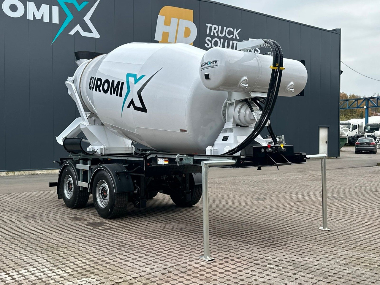 EUROMIX MTP - 10m³ Betonmischer-Auflieger - Autodomíchávač: obrázek 4 EUROMIX MTP - 10m³ Betonmischer-Auflieger - Autodomíchávač: obrázek 4