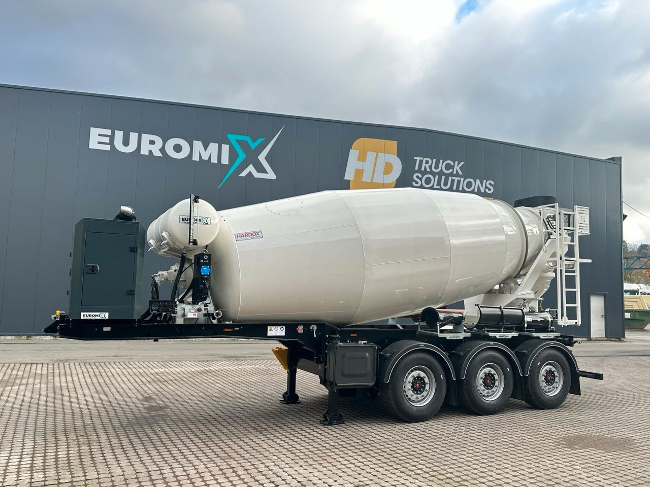 EUROMIX MTP - 12m³ Betonmischer-Auflieger - Autodomíchávač: obrázek 3 EUROMIX MTP - 12m³ Betonmischer-Auflieger - Autodomíchávač: obrázek 3