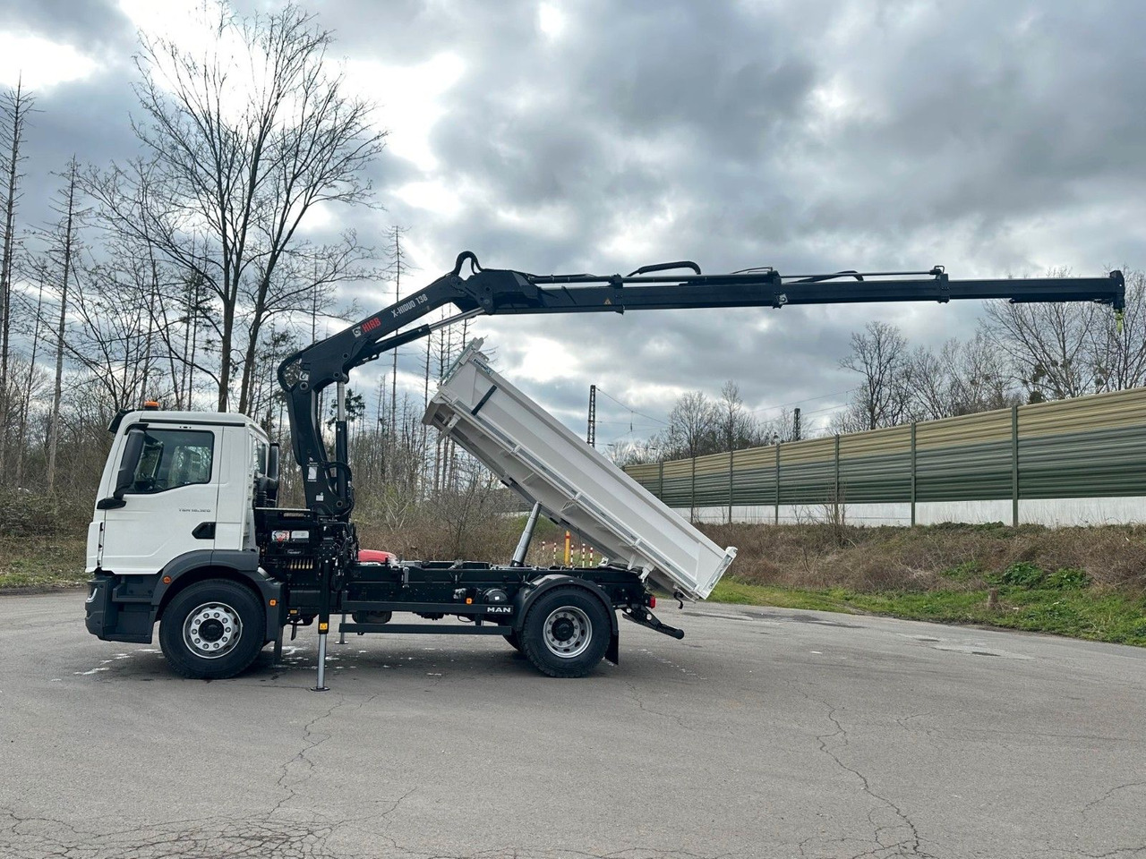 Sklápěč, Auto s hydraulickou rukou MAN TGM 18.320 4x2 Euro6e  Hiab X-HiDuo 138DS-3: obrázek 10